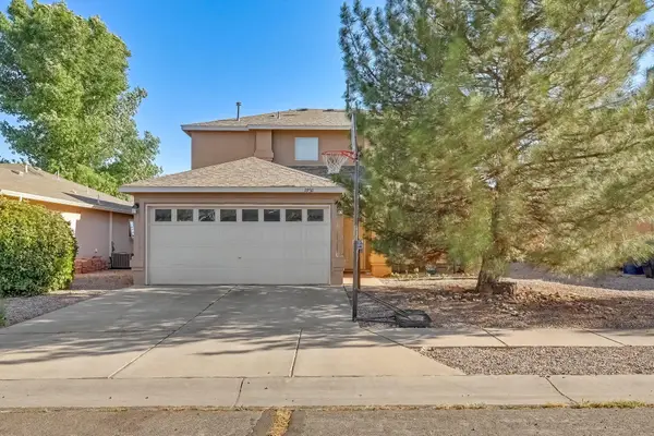 1050 Las Golondrinas Court Nw, Albuquerque, NM 87107