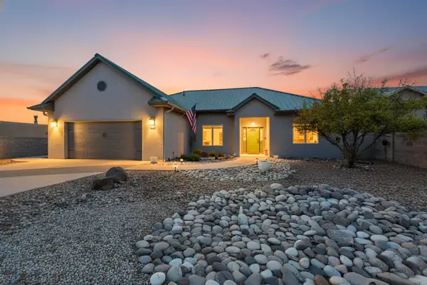 6812 Nagoya Road Ne, Rio Rancho, NM 87144