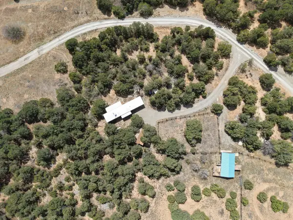 18 Holiday Drive, Tijeras, NM 87059