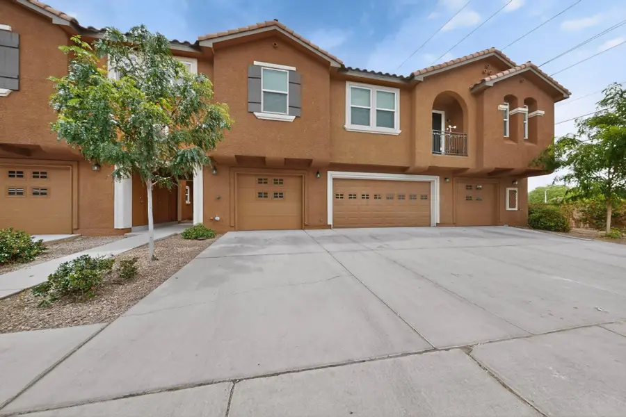 601 Menaul Boulevard Ne #UNIT 302, Albuquerque, NM 87107 - #2