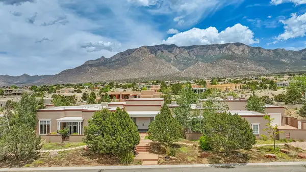 13401 Pino Canyon Place Ne, Albuquerque, NM 87111