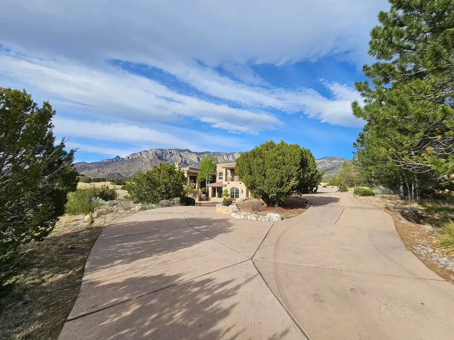 8501 Snakedance Court Ne, Albuquerque, NM 87111 - #2