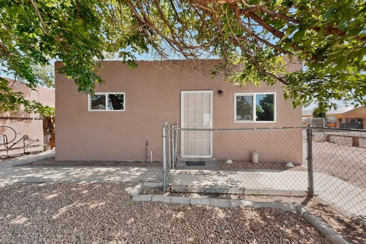 3216 Cypress Drive Sw, Albuquerque, NM 87105 - #1