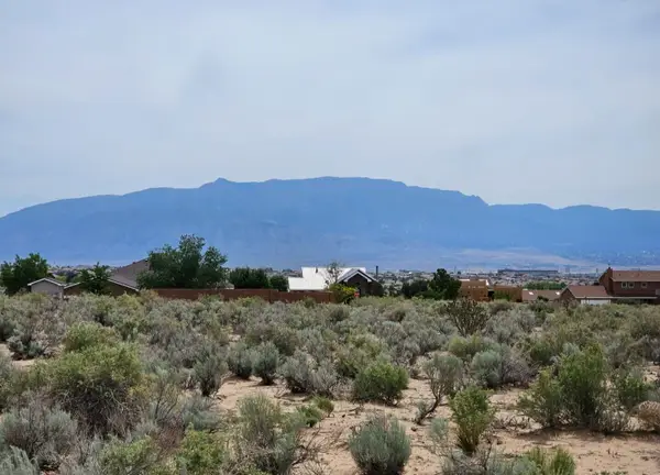 1390 Imp Place Se, Rio Rancho, NM 87124