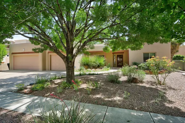 408 Cilantro Lane Nw, Albuquerque, NM 87104