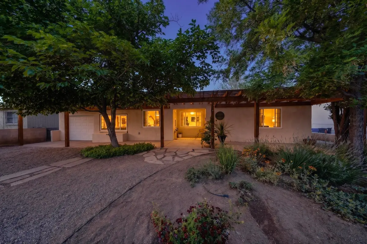 510 Aliso Drive Se, Albuquerque, NM 87108 - #1