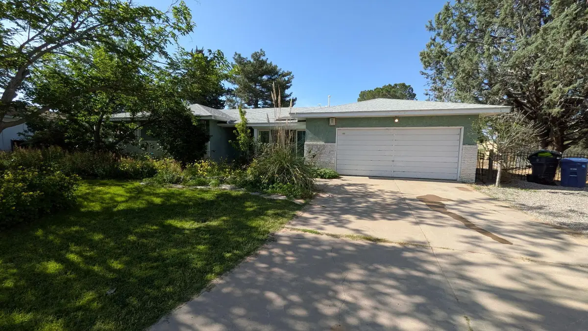6508 Dodd Place Ne, Albuquerque, NM 87110 - #1