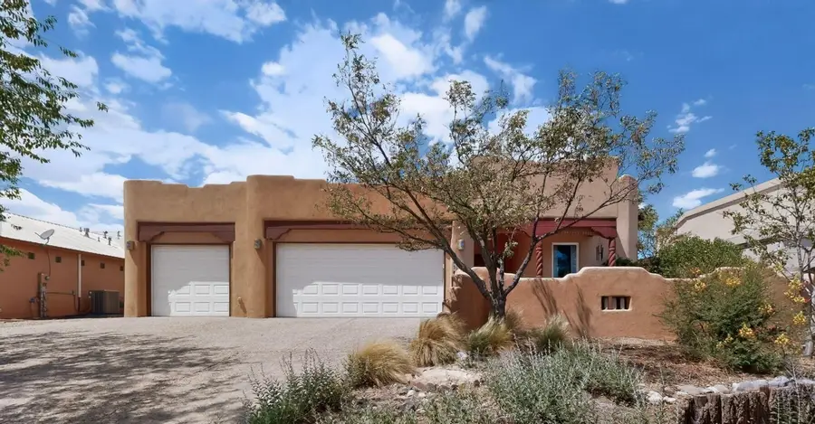 841 11th Avenue Se, Rio Rancho, NM 87124 - #2
