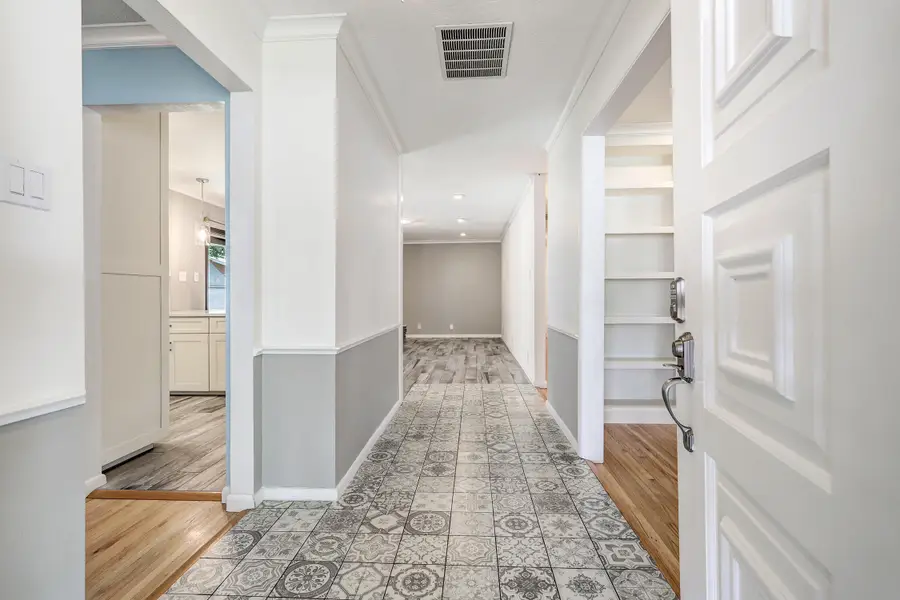 2808 Charleston Street Ne, Albuquerque, NM 87110 - #3