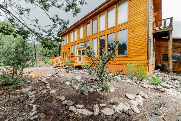 60 Sandia Haven Drive, Cedar Crest, NM 87008