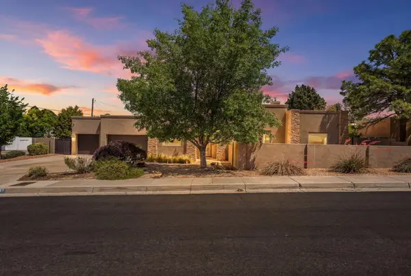 4501 Altura Place Ne, Albuquerque, NM 87110