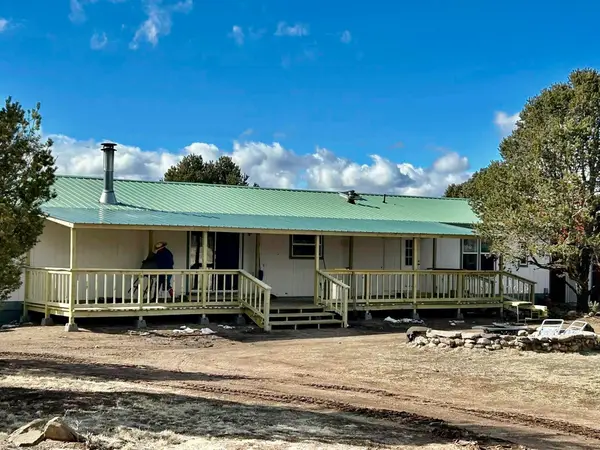 132 Dark Canyon Road, Magdalena, NM 87825