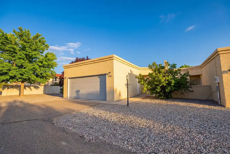 3201 Oakmount Drive Se, Rio Rancho, NM 87124 - #3