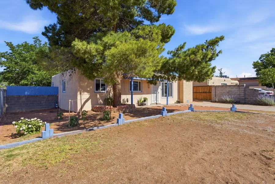 1211 Christine Street Ne, Albuquerque, NM 87112 - #3