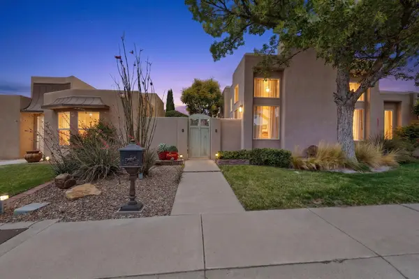 9107 La Costa Drive Ne, Albuquerque, NM 87111