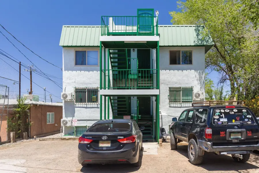 2104 Lead Avenue Se, Albuquerque, NM 87106 - #2
