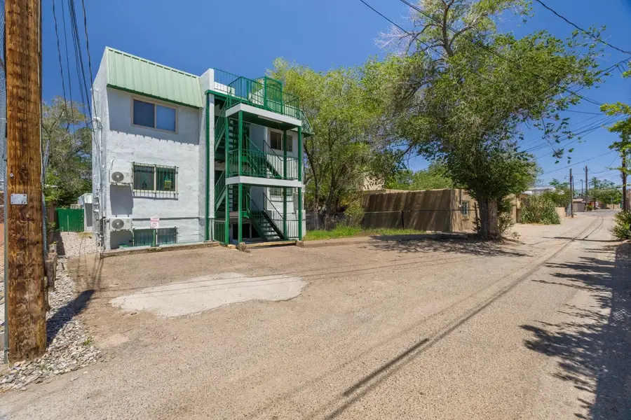 2104 Lead Avenue Se, Albuquerque, NM 87106 - #3