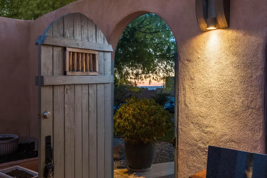 4424 Glenwood Hills Drive Ne, Albuquerque, NM 87111 - #3