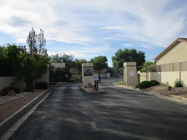 528 Eastlake Drive Se, Rio Rancho, NM 87124 - #2