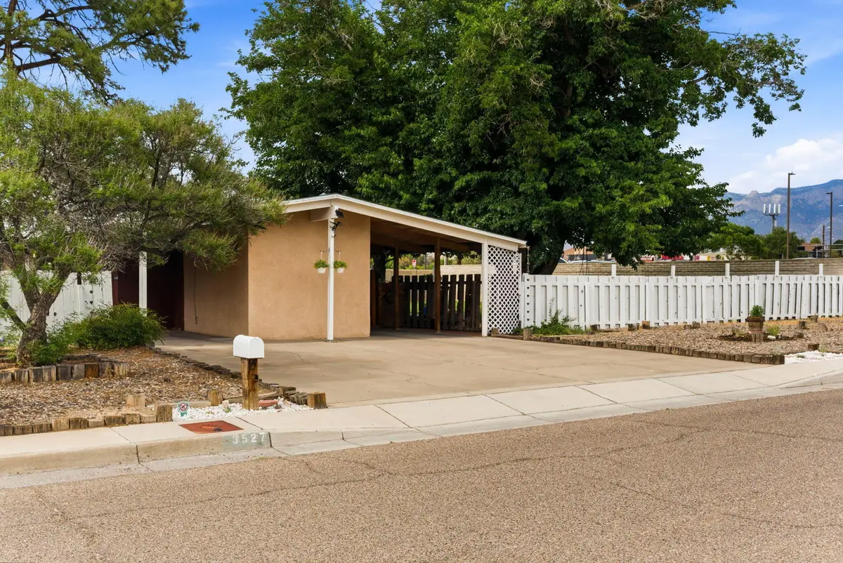 3527 Hendrix Road Ne, Albuquerque, NM 87107 - #1