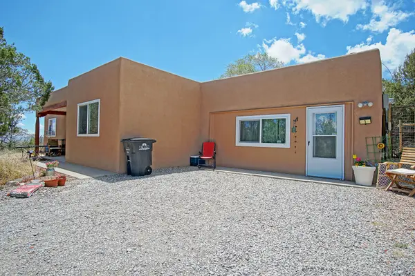 2 Detrias Court, Edgewood, NM 87015
