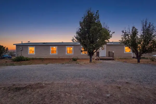 4 Forest Court, Edgewood, NM 87015