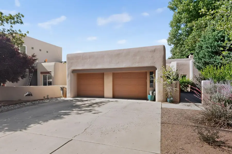 2642 Aloysia Lane Nw, Albuquerque, NM 87104 - #2