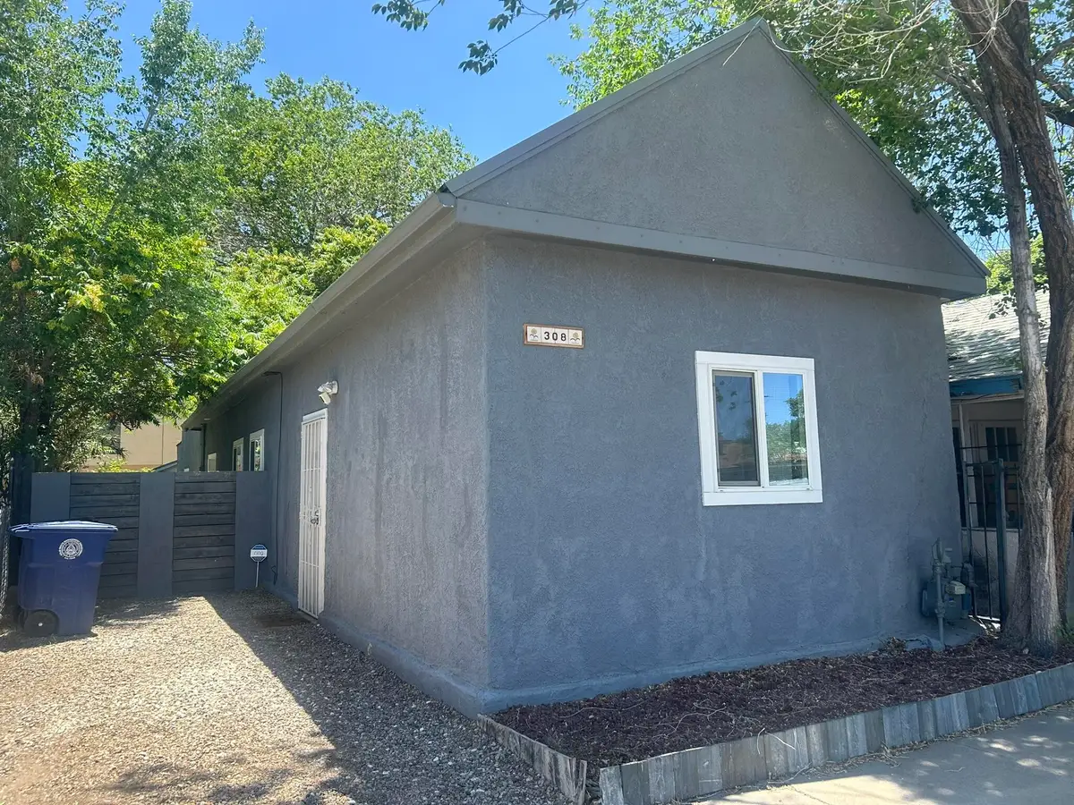 308 Cromwell Avenue Sw, Albuquerque, NM 87102 - #1
