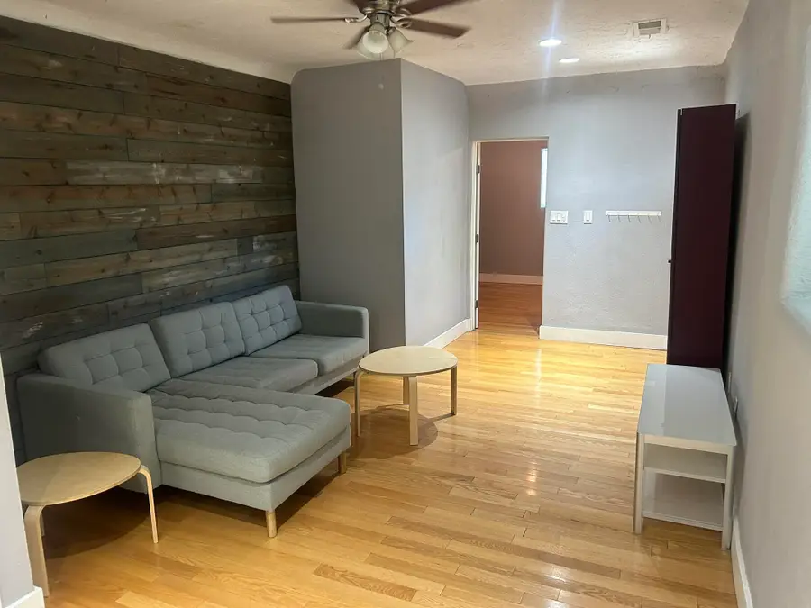 308 Cromwell Avenue Sw, Albuquerque, NM 87102 - #3