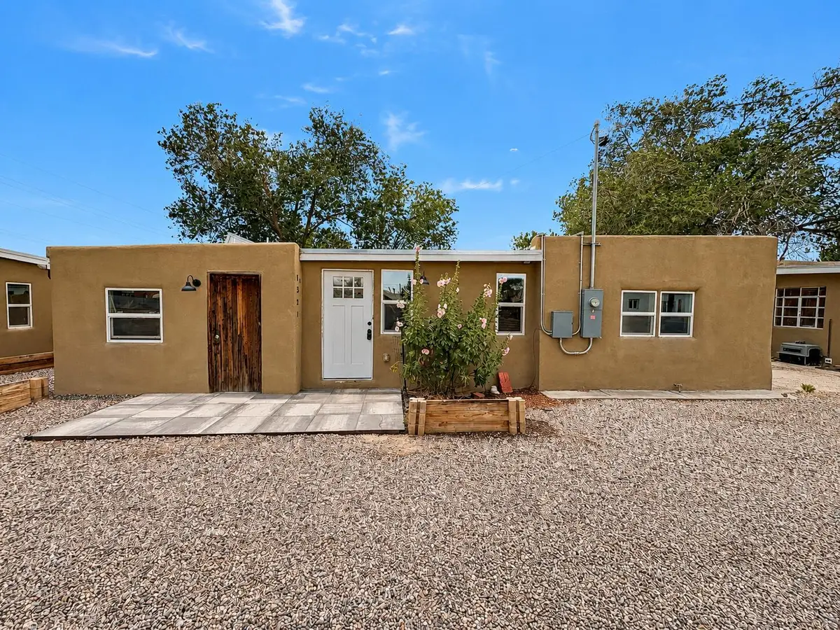 1321-A 15th Street Nw, Albuquerque, NM 87104 - #1