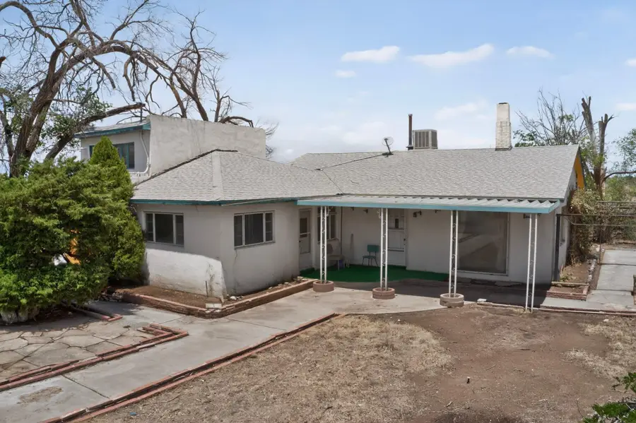 631 Vineyard Road Ne, Albuquerque, NM 87113 - #2