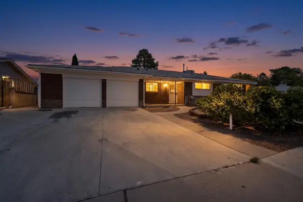 8709 James Avenue Ne, Albuquerque, NM 87111