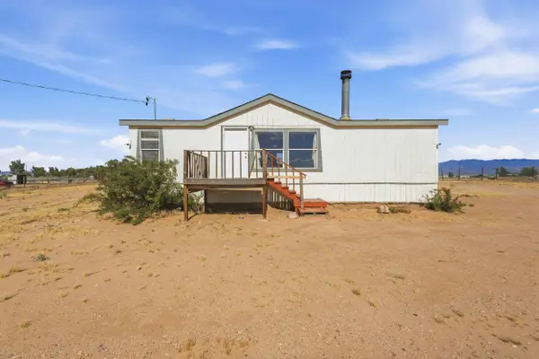 8 Lavanda Lane, Los Lunas, NM 87031