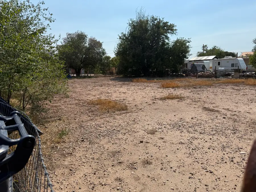 Slate Avenue Nw, Albuquerque, NM 87104 - #3