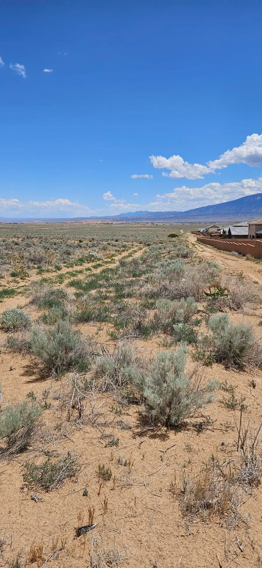2815 Camelot Street Ne, Rio Rancho, NM 87144 - #2