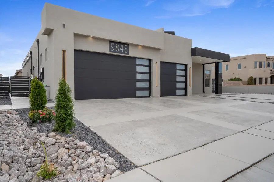 9845 Buckeye Street Nw, Albuquerque, NM 87114 - #2