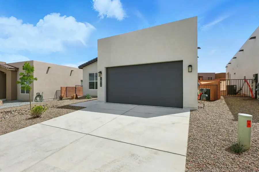 1670 Tesoro Loop Nw, Los Lunas, NM 87031 - #2