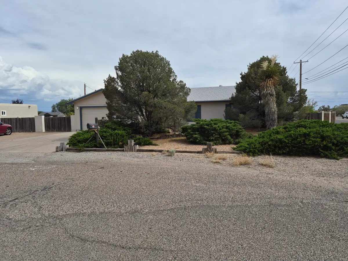 3002 Gay Circle Se, Rio Rancho, NM 87124 - #1