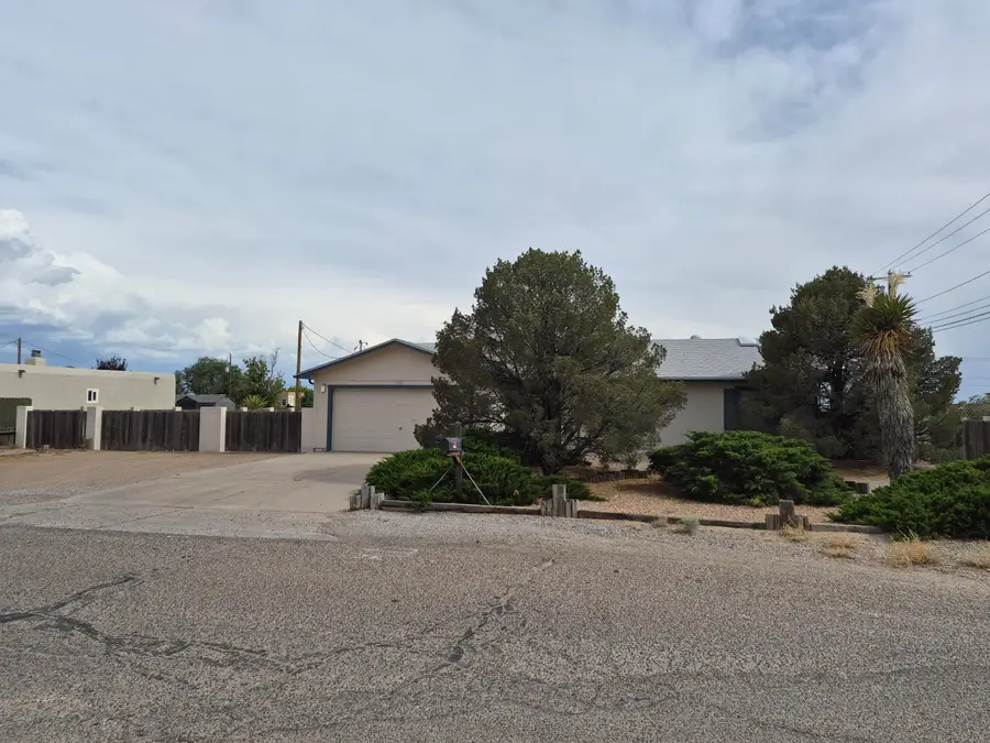 3002 Gay Circle Se, Rio Rancho, NM 87124 - #2