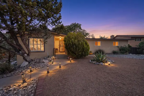 4709 Glenwood Hills Drive Ne, Albuquerque, NM 87111