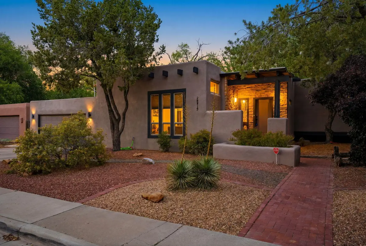 2213 Camino De Los Artesanos Nw, Albuquerque, NM 87107 - #1