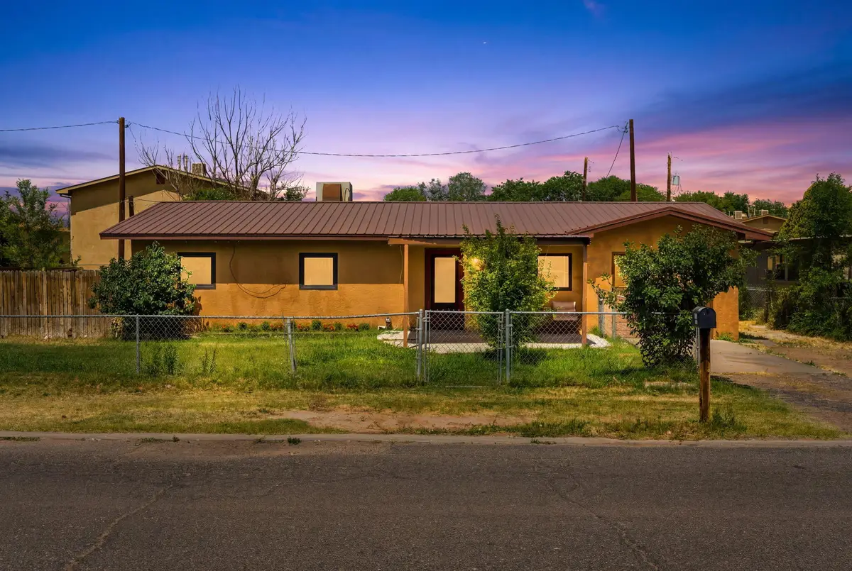 667 Monte Vista Road Ne, Los Lunas, NM 87031 - #1