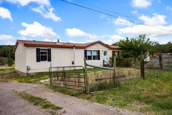 52 Windmill Road, Edgewood, NM 87015