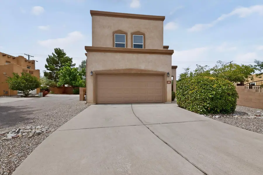 3701 Candelarias Lane Nw, Albuquerque, NM 87107 - #3
