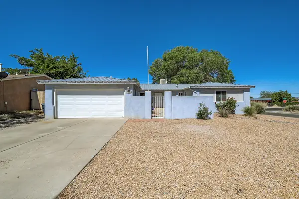 7321 Gill Street Ne, Albuquerque, NM 87109
