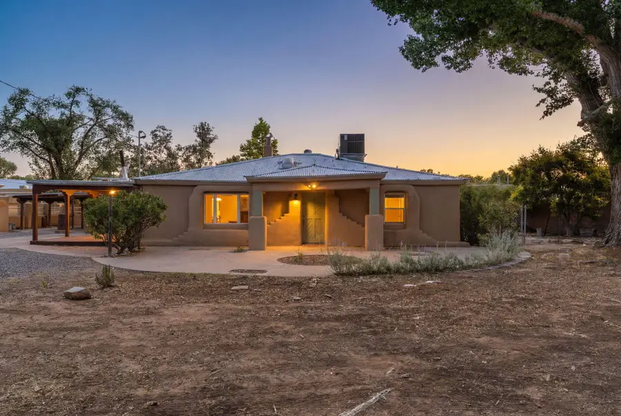2918 Mountain Road Nw, Albuquerque, NM 87104 - #2