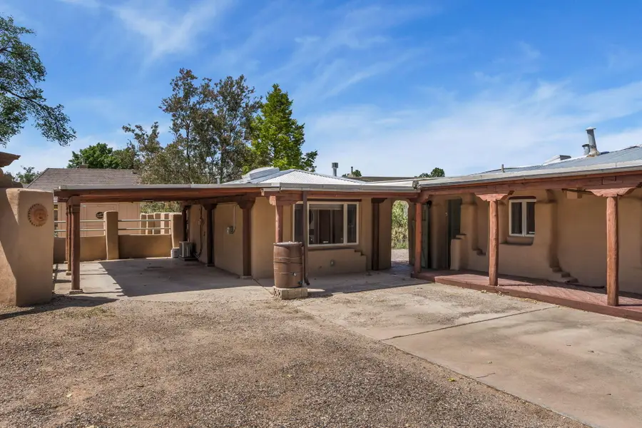 2918 Mountain Road Nw, Albuquerque, NM 87104 - #3