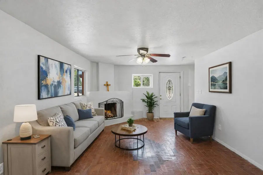 20 Entrada Martinez, Corrales, NM 87048 - #2