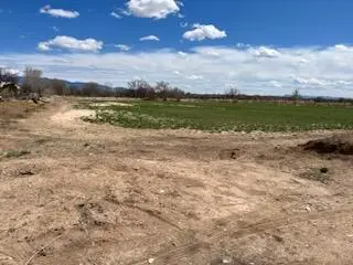 1419 E River Road, Belen, NM 87002