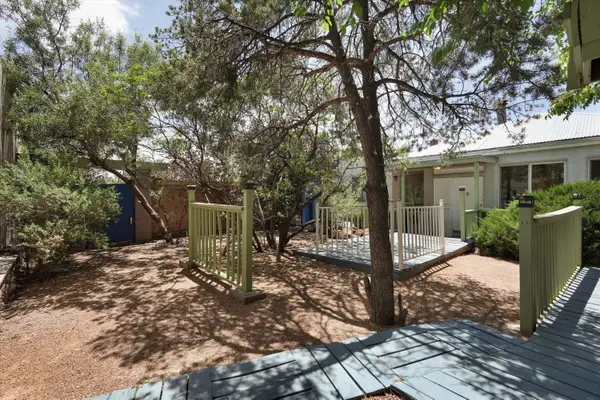 1025 William Street Se, Albuquerque, NM 87102